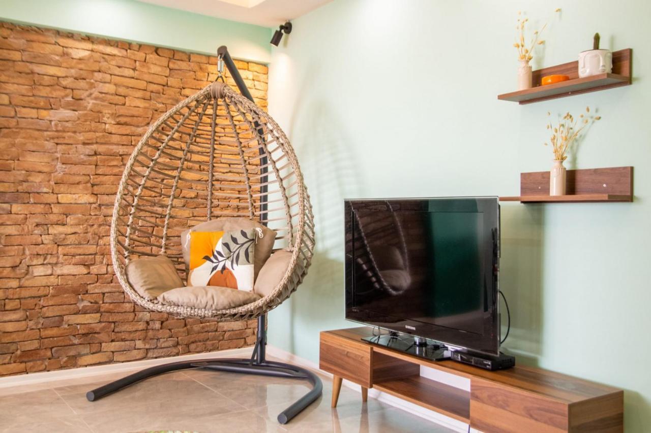 Flat With Great View And Central Location In Konak İzmir Kültér fotó